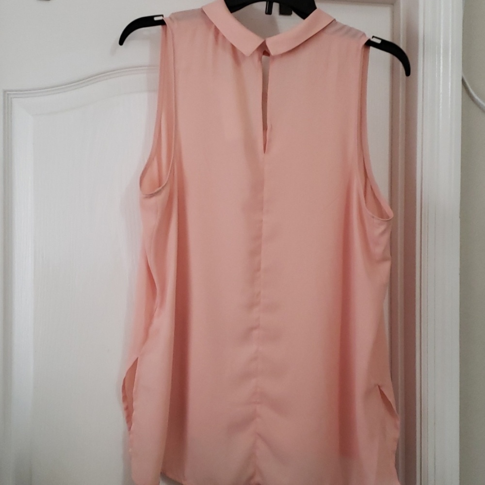 Pink blouse - Picture 3 of 4